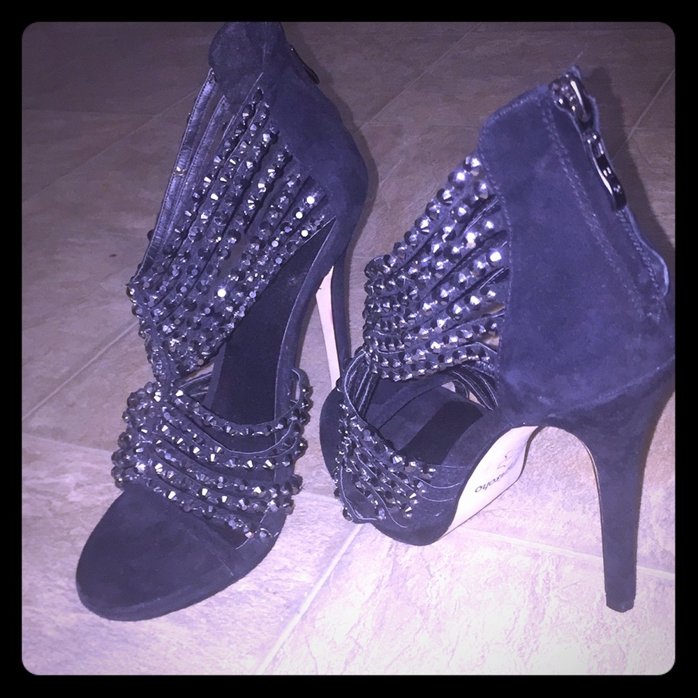 Statement heels!